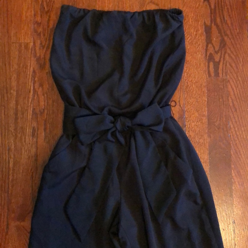 Express lightweight strapless jumpsuit - Picture 2 of 4